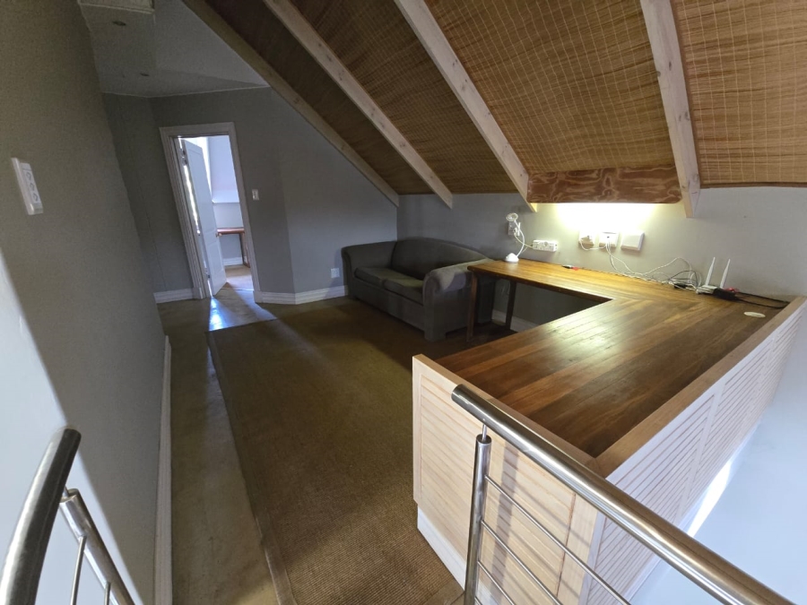 To Let 3 Bedroom Property for Rent in Selborne Eastern Cape